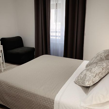 Central Guest House Civitavecchia Kültér fotó