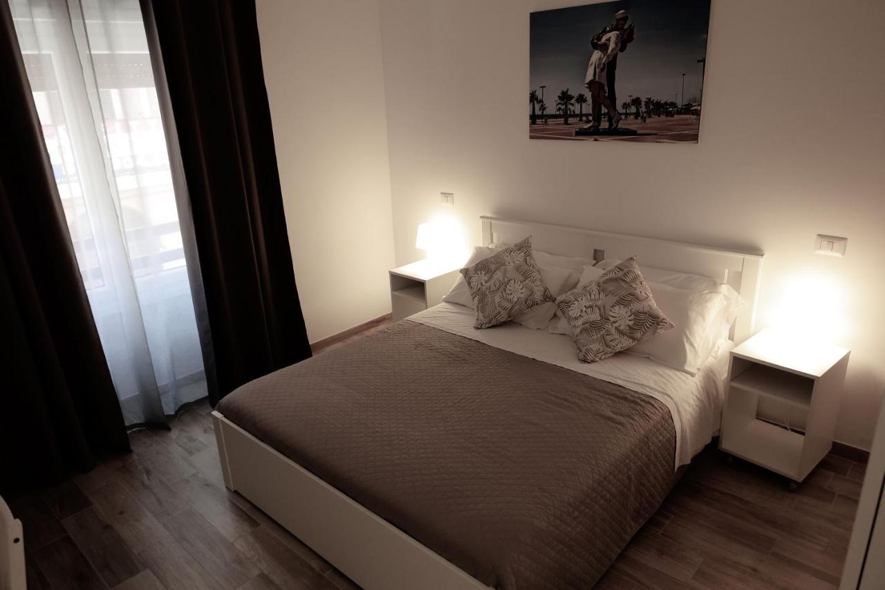 Central Guest House Civitavecchia Kültér fotó